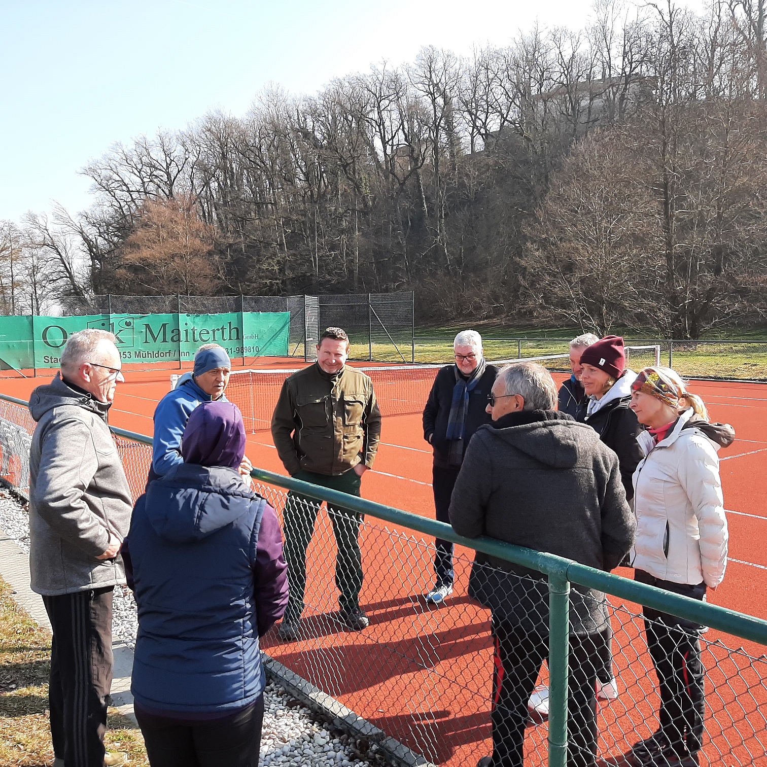 besprechung tennis